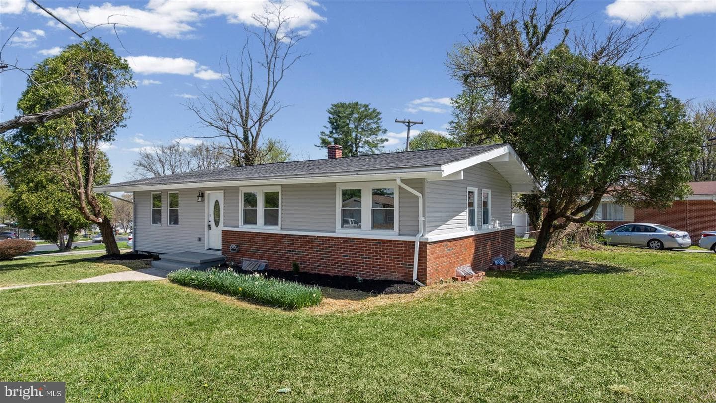 3901 Tiverton Road photo 34