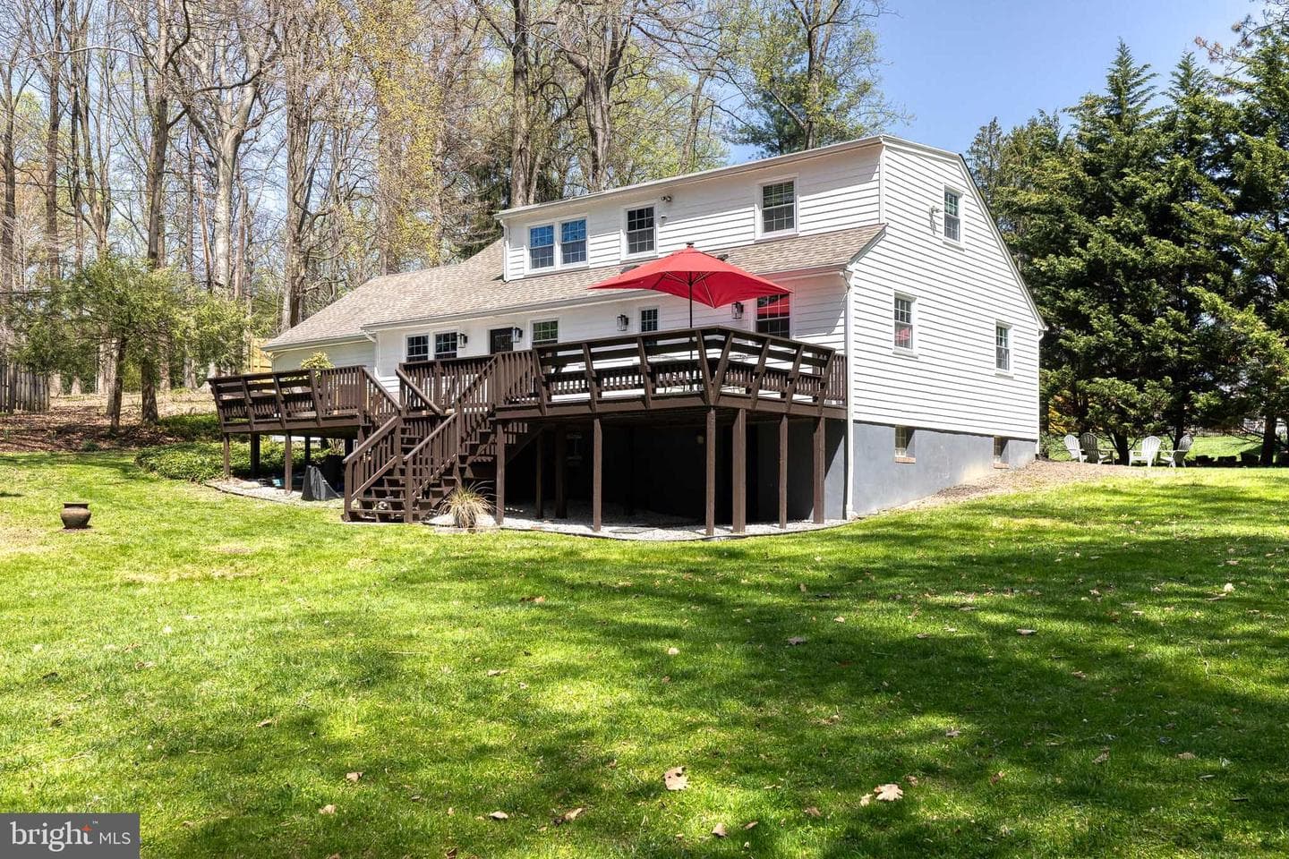 905 E Seminary Avenue photo 4