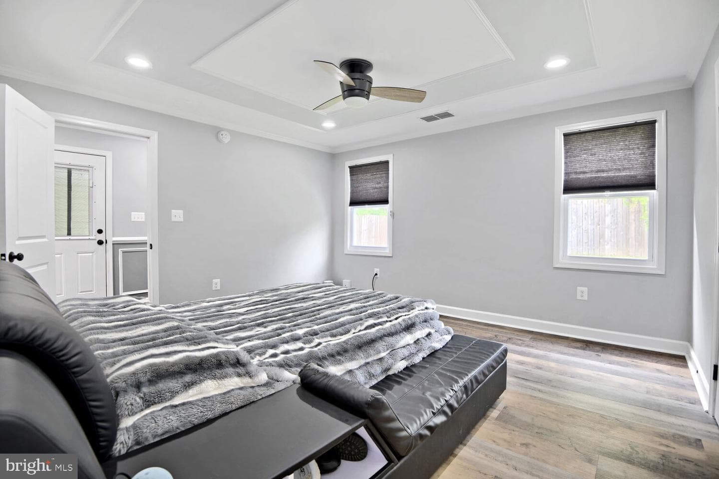 606 Meadow Road photo 13