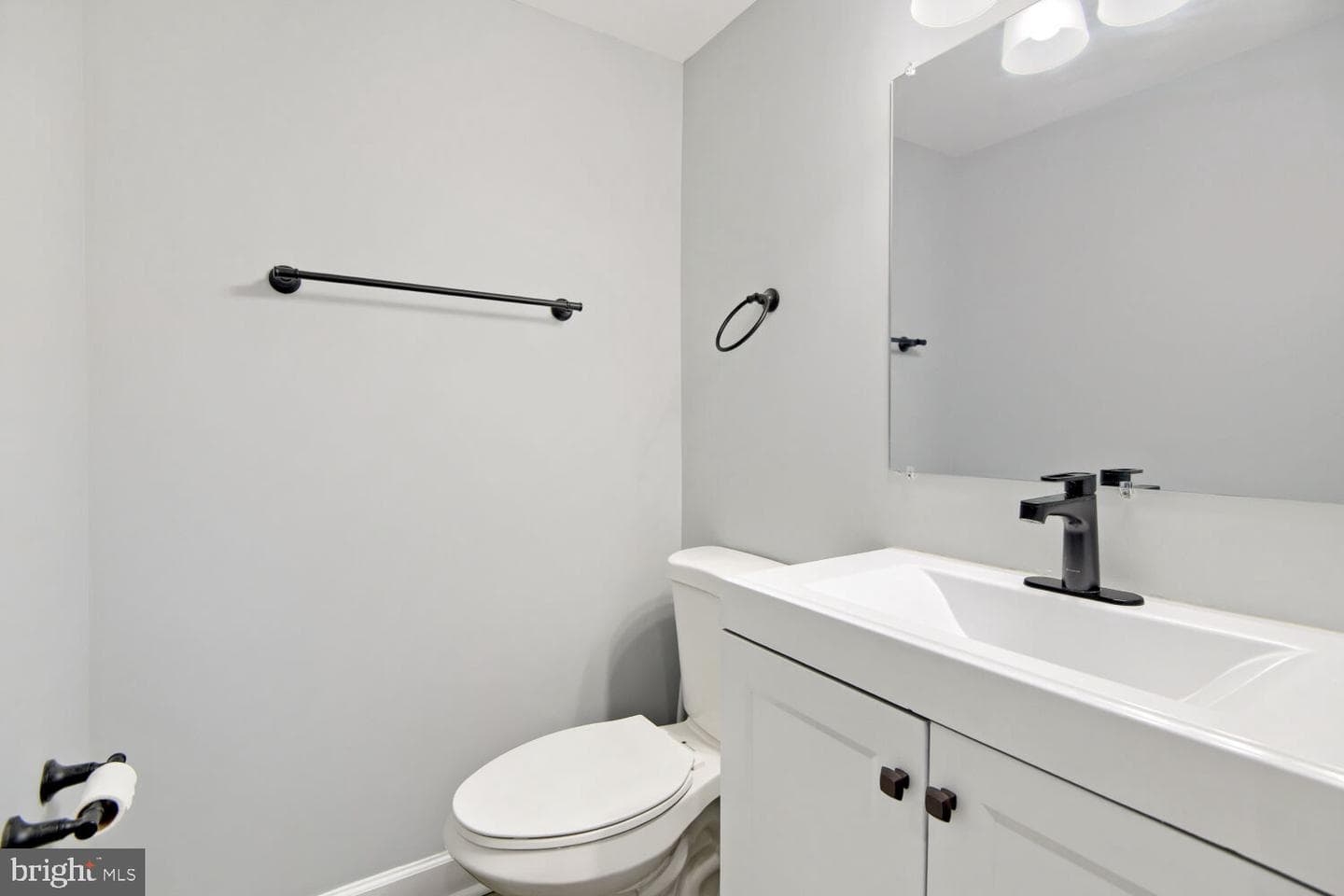 606 Meadow Road photo 15
