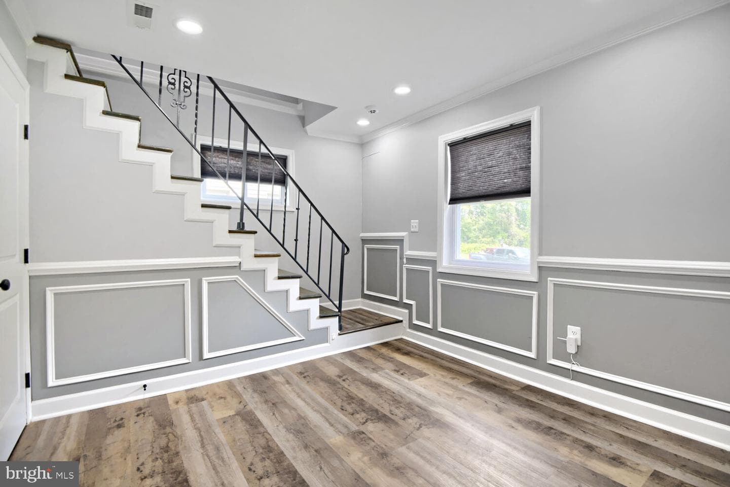 606 Meadow Road photo 4