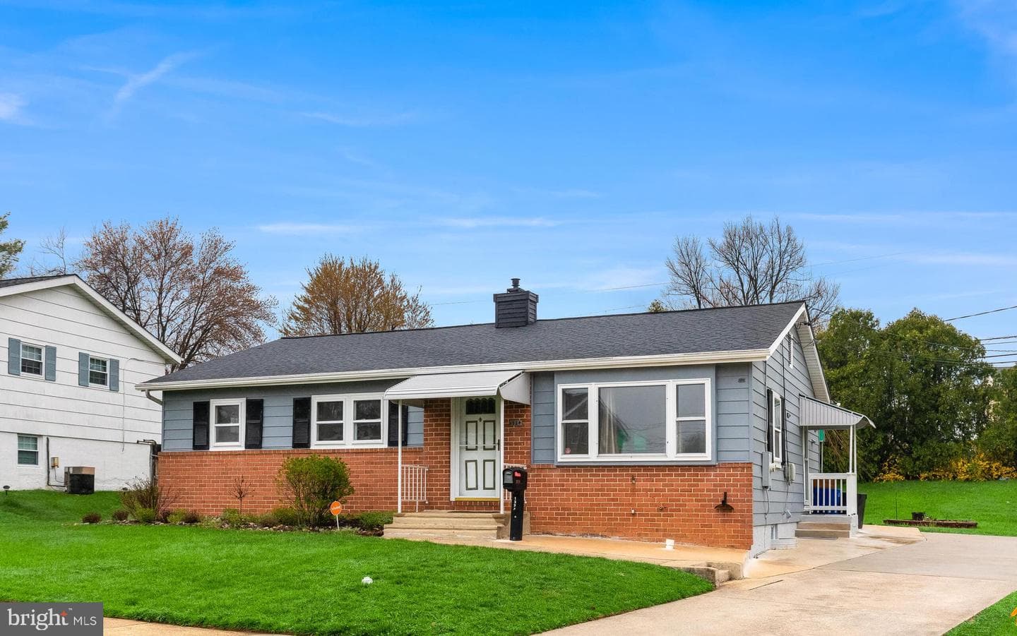 1324 Denbright Road photo 5