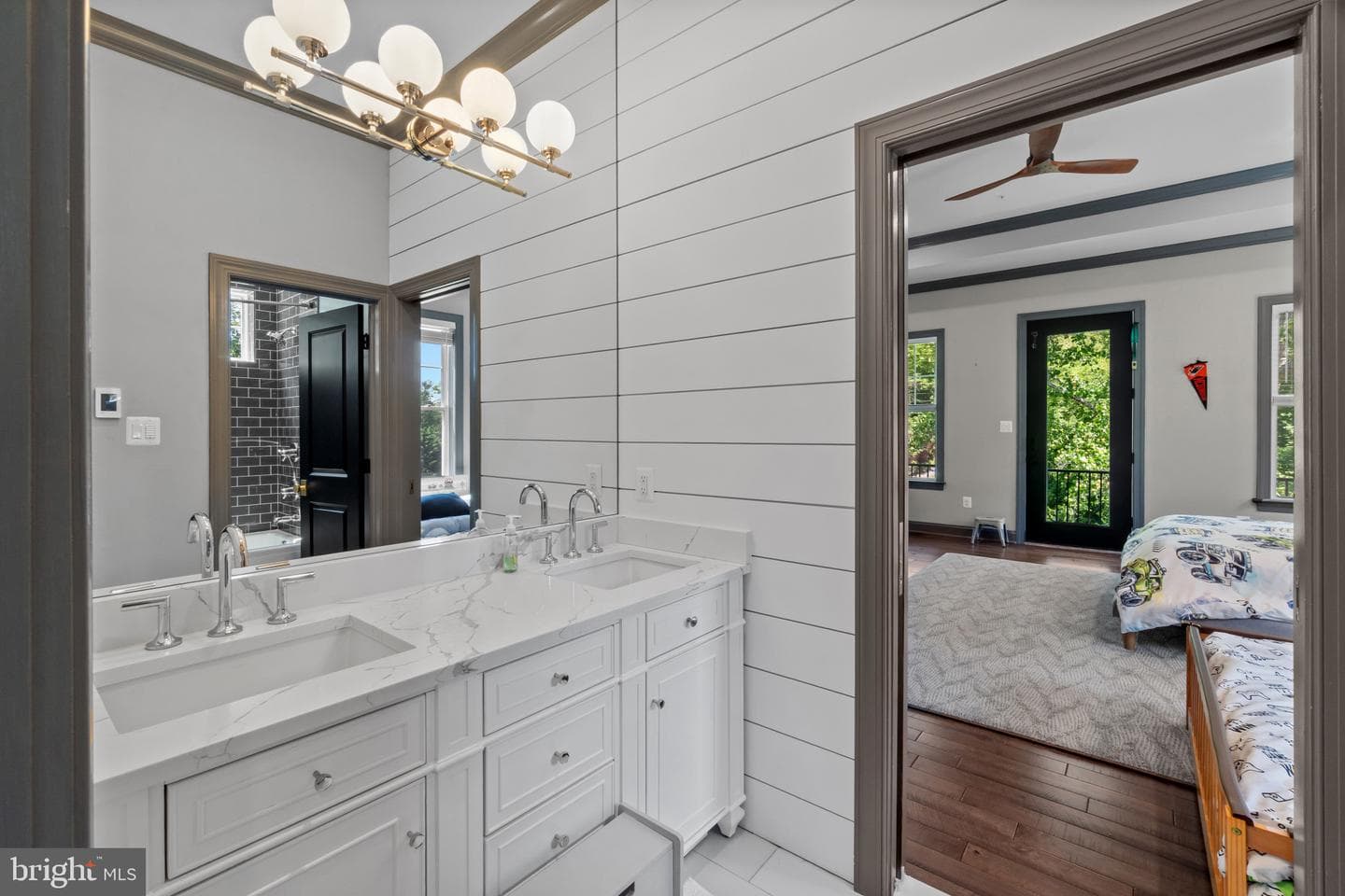10907 Hollow Road photo 23