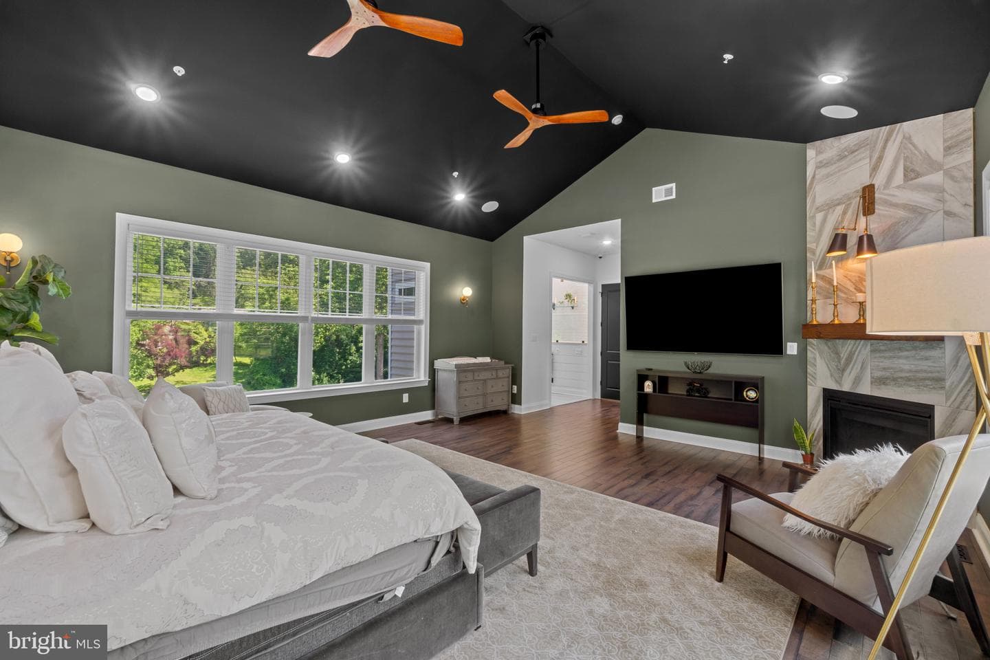 10907 Hollow Road photo 31