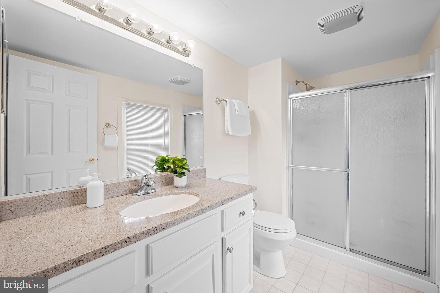 6045 Falls Road photo 18