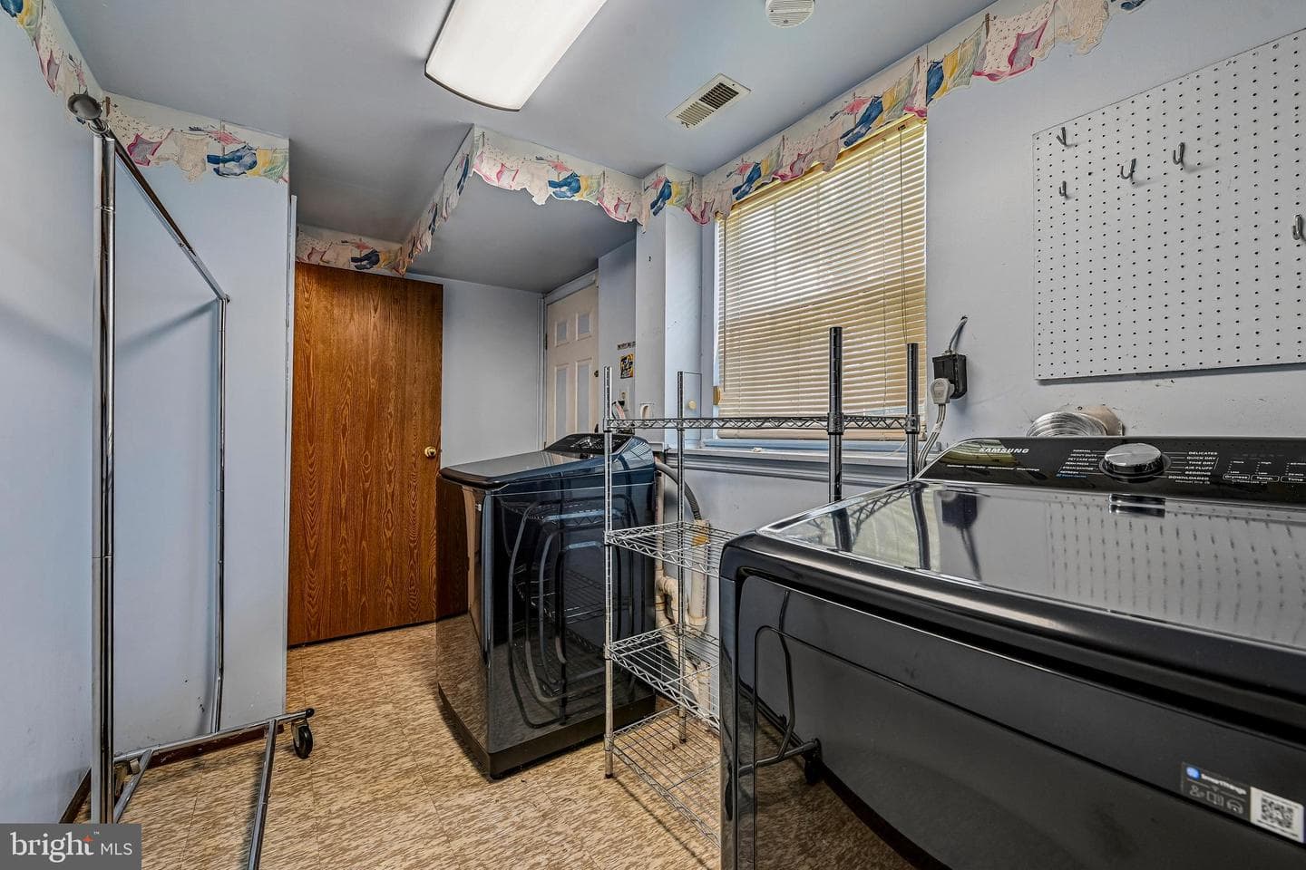 17 Chatterly Court photo 37