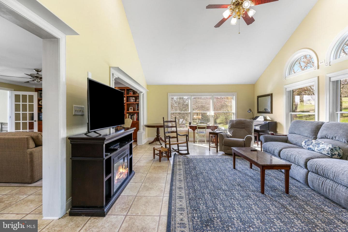 21310 W Liberty Road photo 40