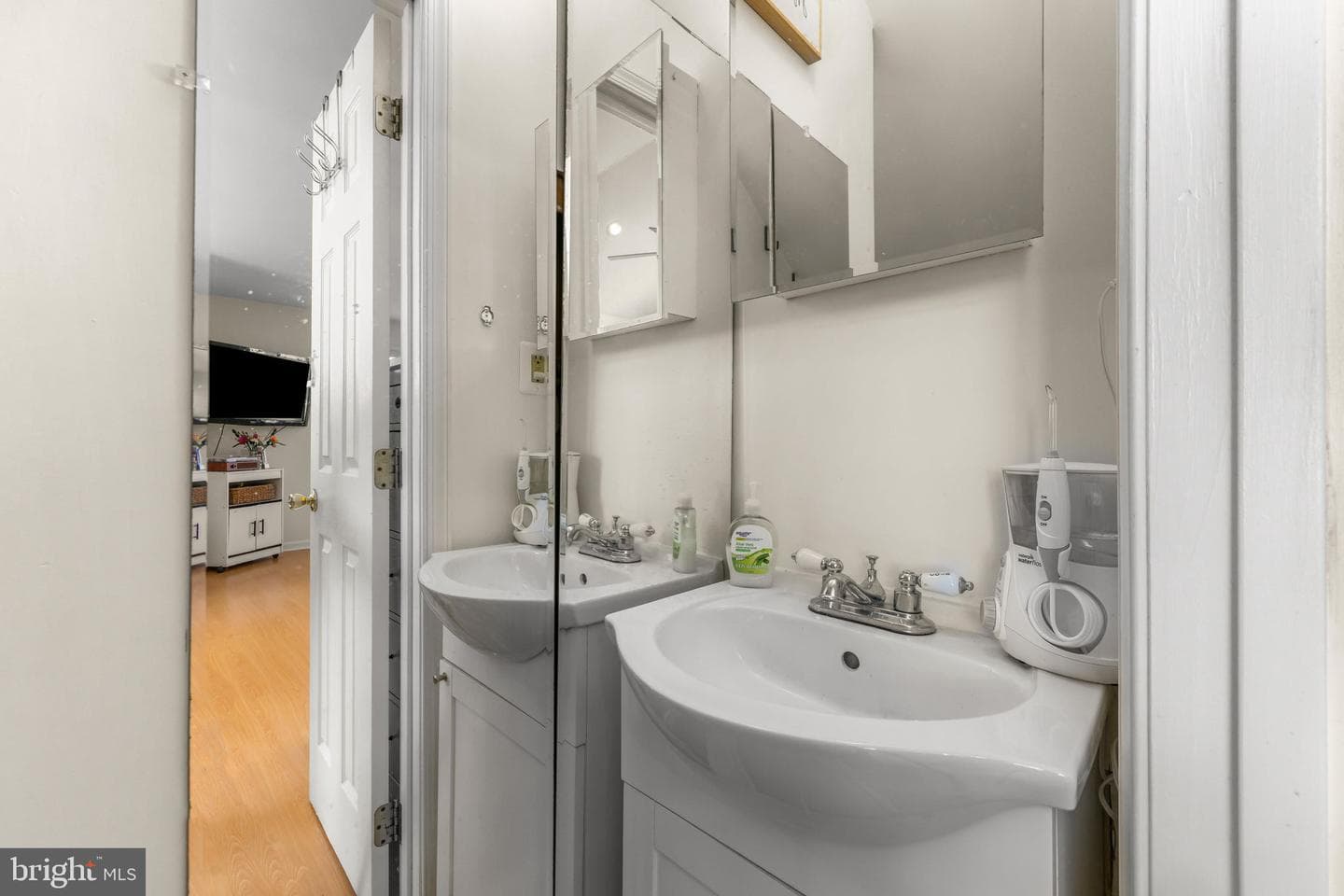 21310 W Liberty Road photo 61