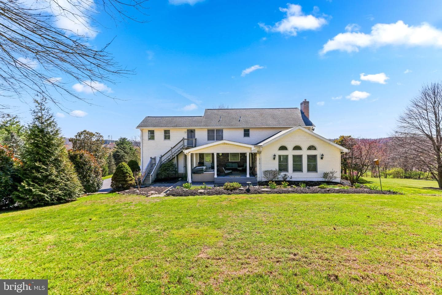 21310 W Liberty Road photo 97