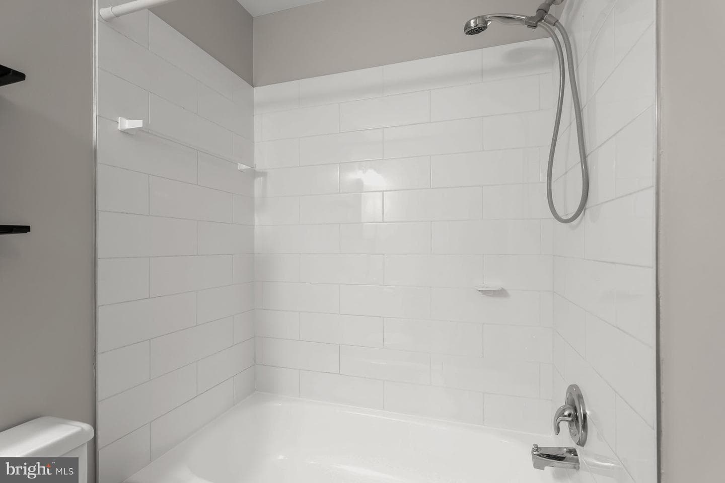 5827 Richardson Mews Square photo 23