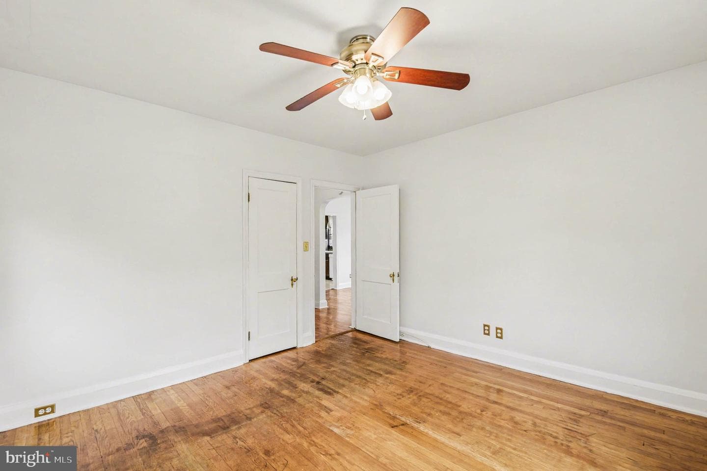2939 Manns Avenue photo 14
