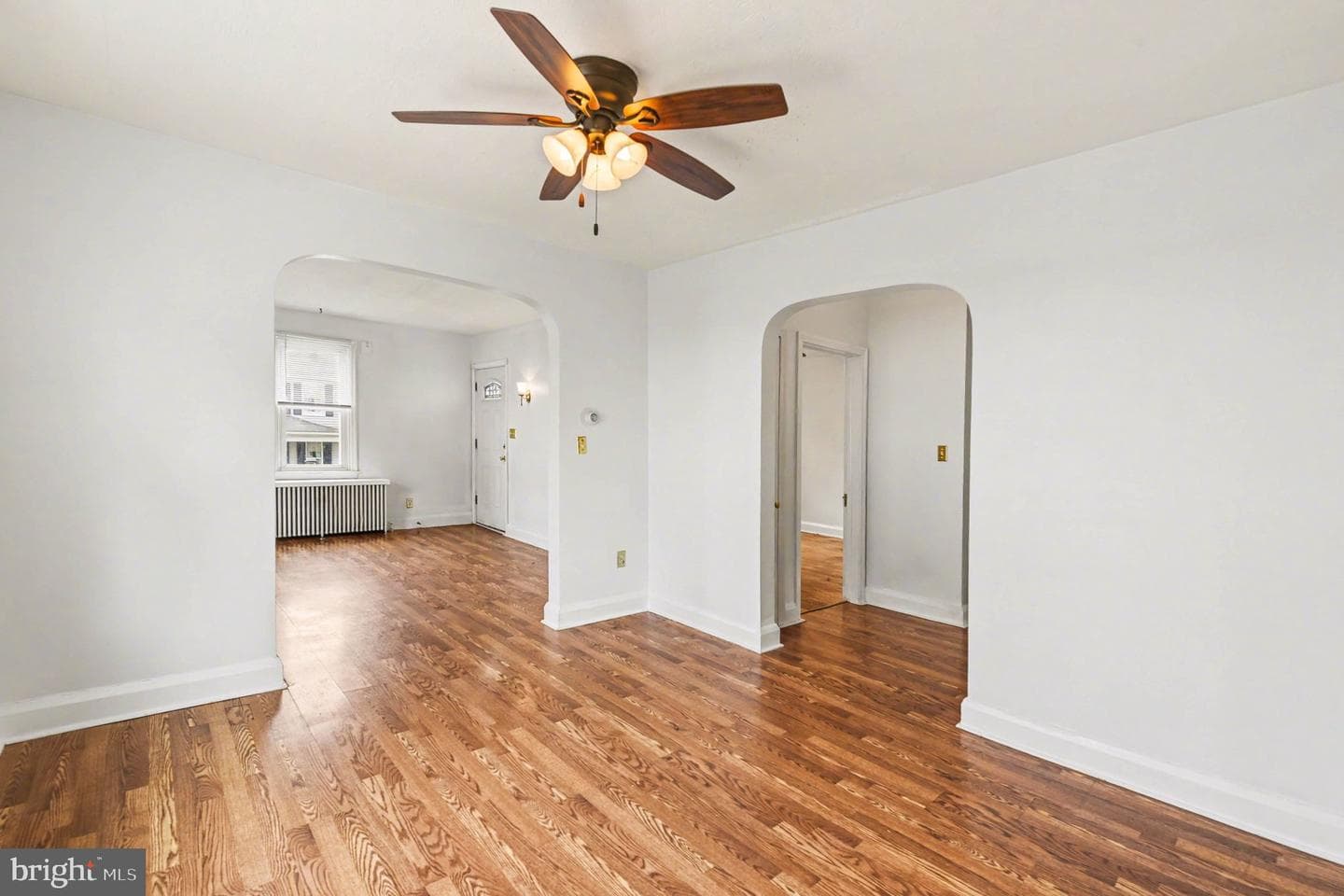 2939 Manns Avenue photo 8