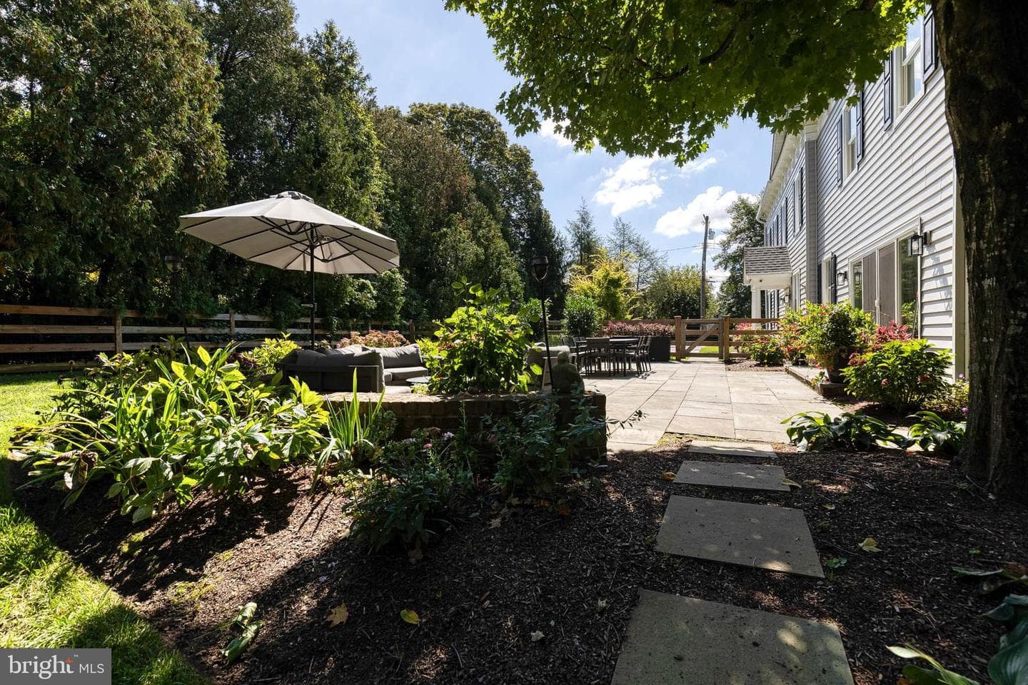 1500 Maywood Avenue photo 67