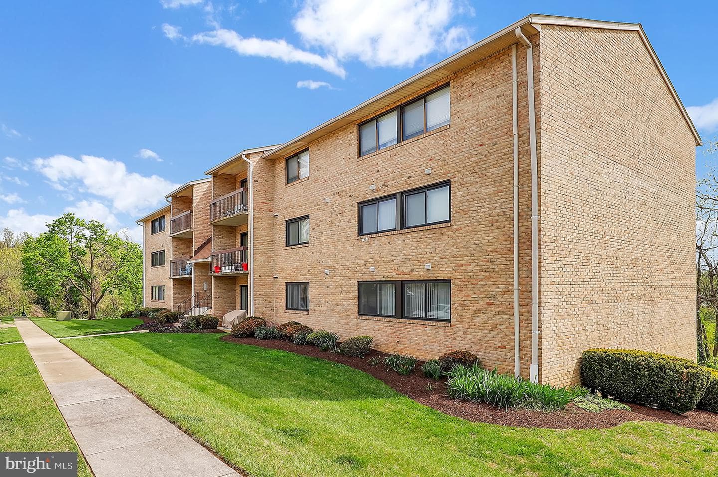 1 Summit Hill Court #b-2 photo 16
