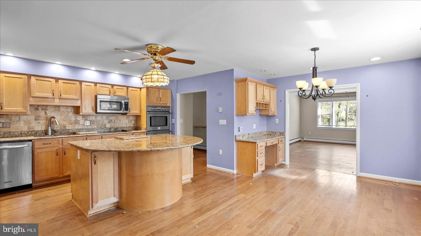 1701 Roland Avenue photo 23
