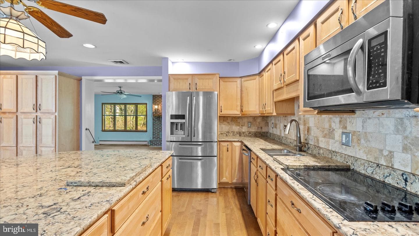 1701 Roland Avenue photo 27