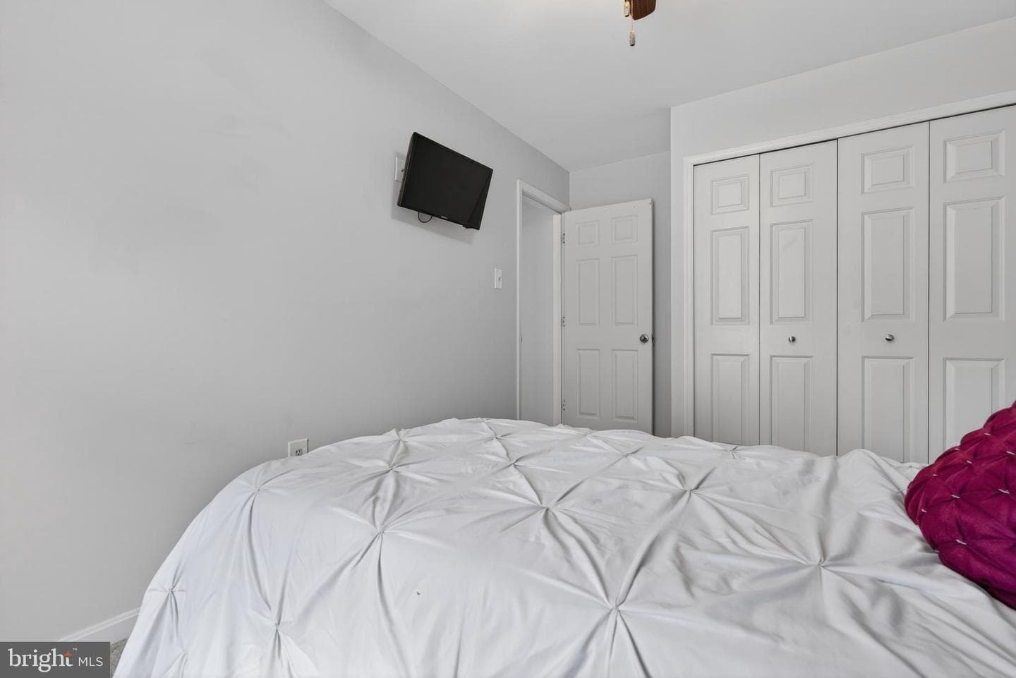 1154 Oakmoor photo 21