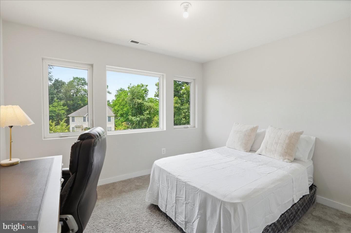 103 Gwynnbrook Avenue photo 34