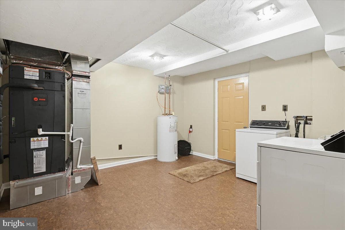6807 Upper Mills Circle photo 35