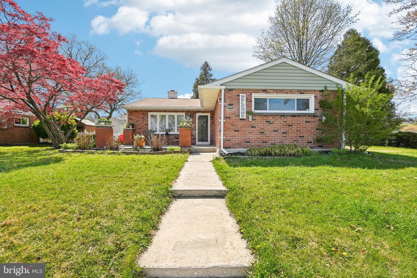 8710 Richmond photo 1