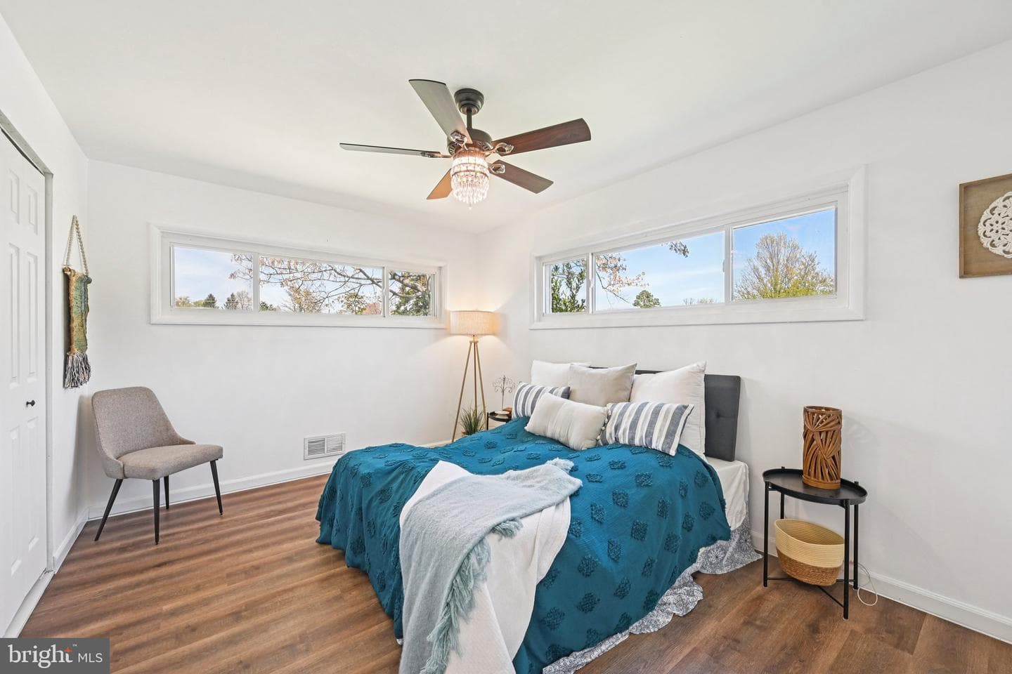 8710 Richmond photo 12