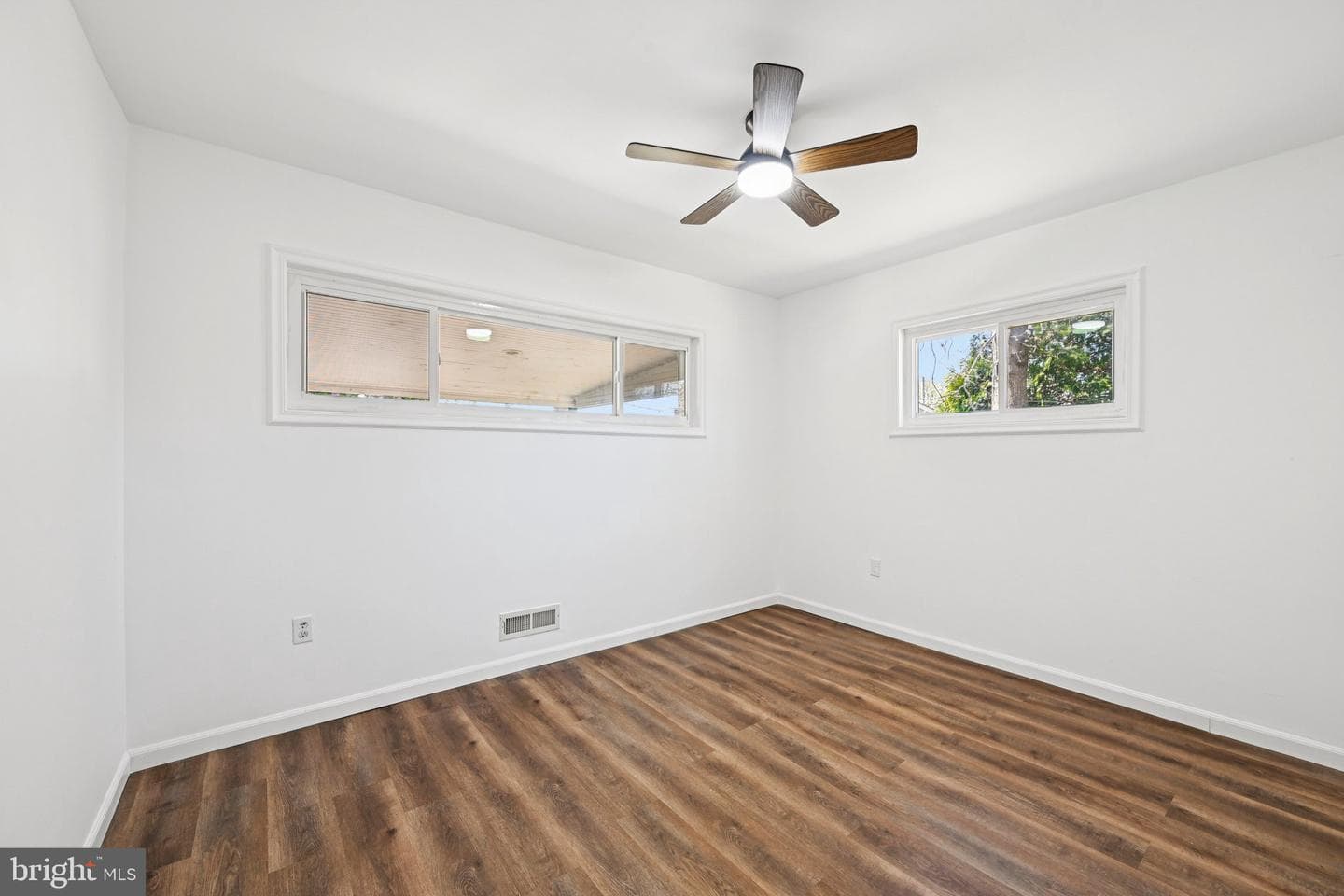 8710 Richmond photo 18