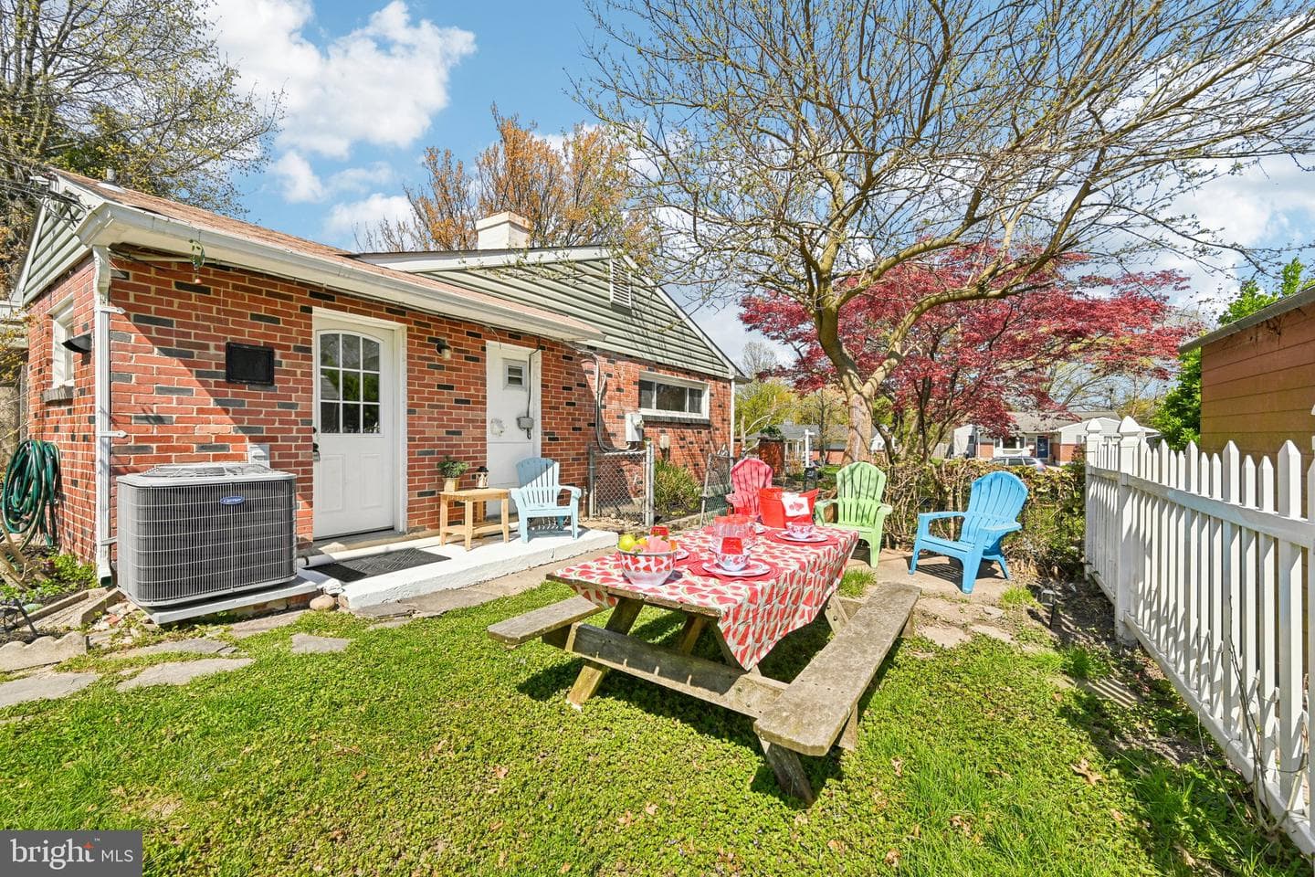 8710 Richmond photo 24