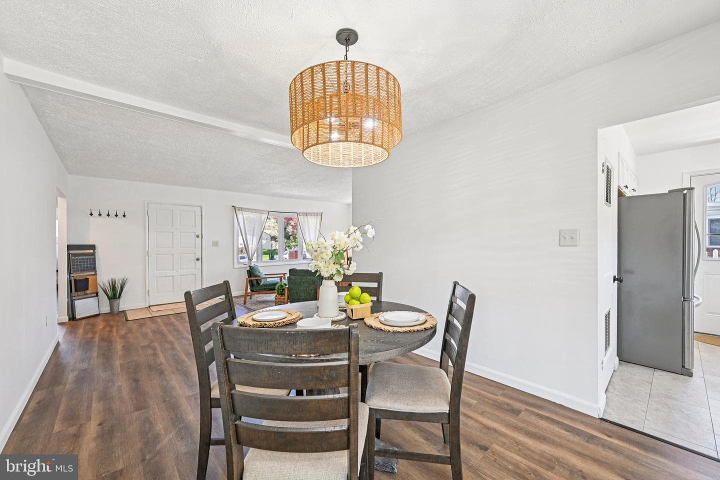 8710 Richmond photo 8