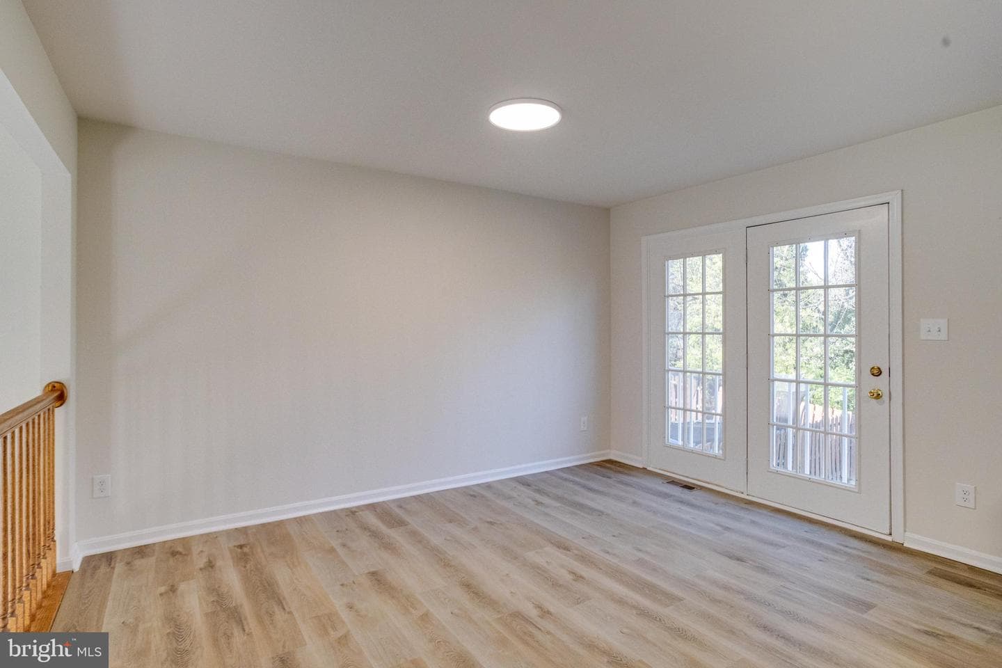 7923 Vernon Avenue photo 15