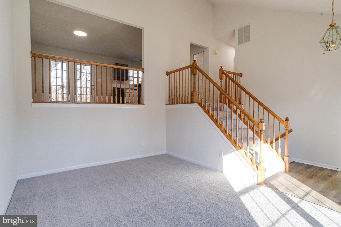 7923 Vernon Avenue photo 6