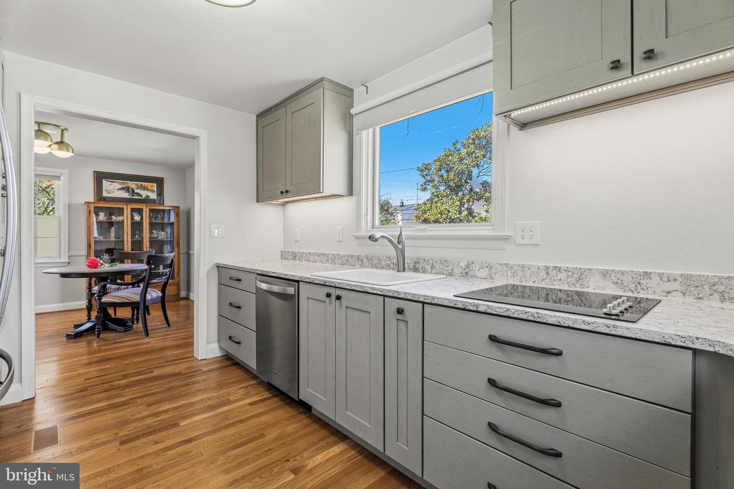 304 Brook Road photo 13