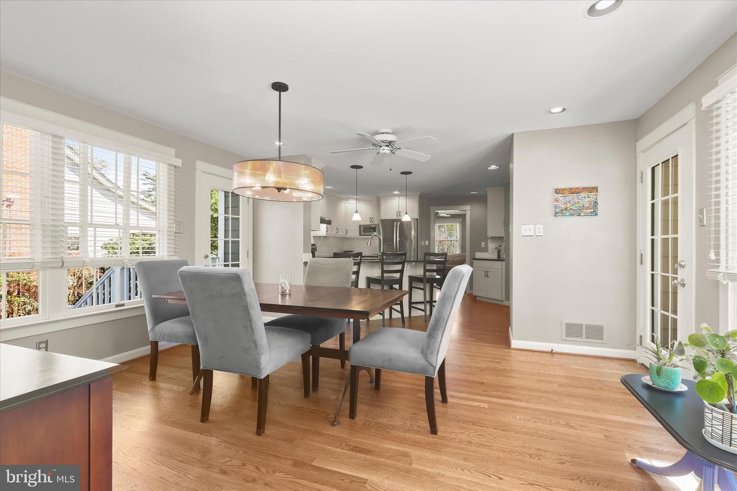 1504 Ivanhoe Avenue photo 23
