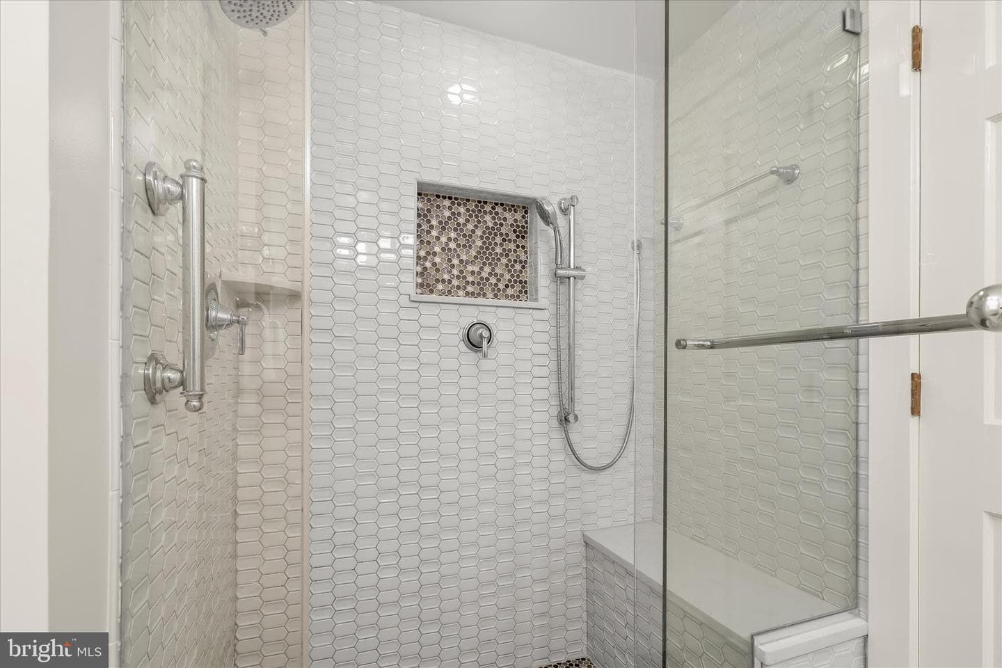 1504 Ivanhoe Avenue photo 33
