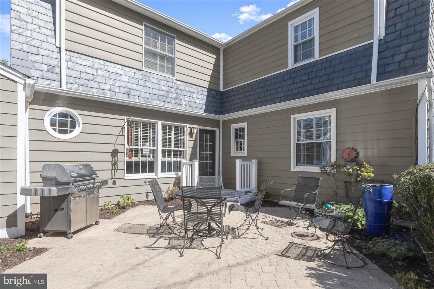 1504 Ivanhoe Avenue photo 47