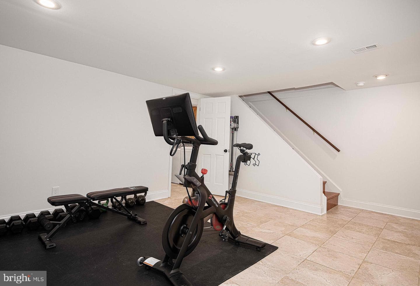 145 Stanmore Road photo 19