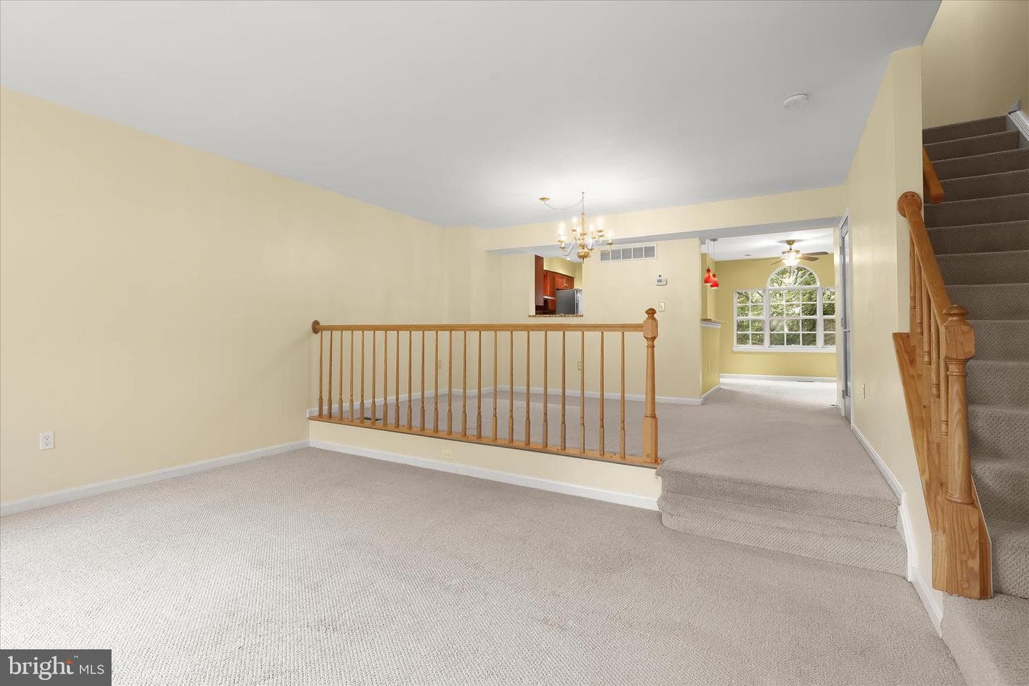 728 Marianne Lane photo 9