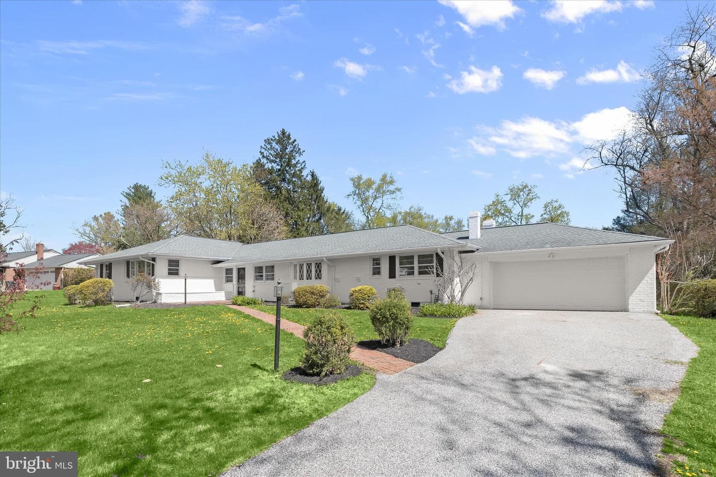 1910 Lyden Road photo 49