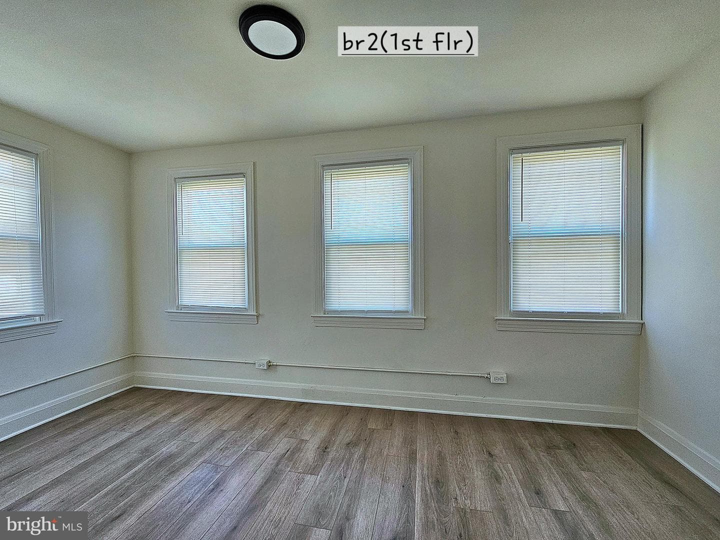 3001 Lavender Avenue photo 21