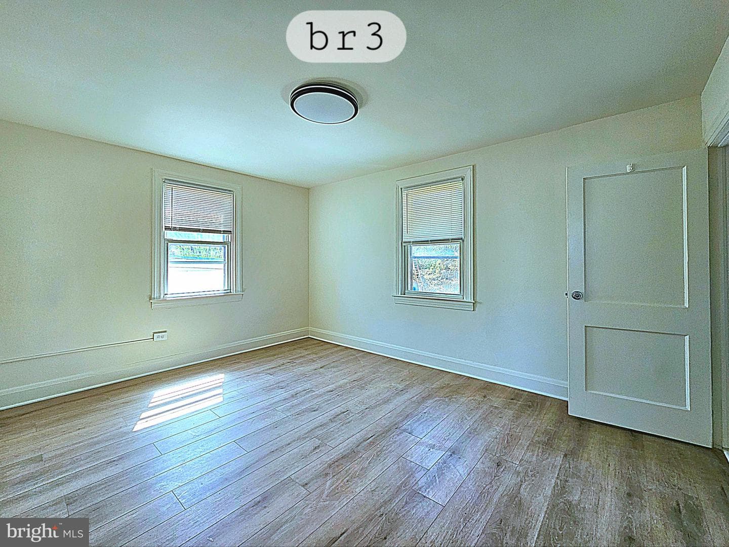 3001 Lavender Avenue photo 38