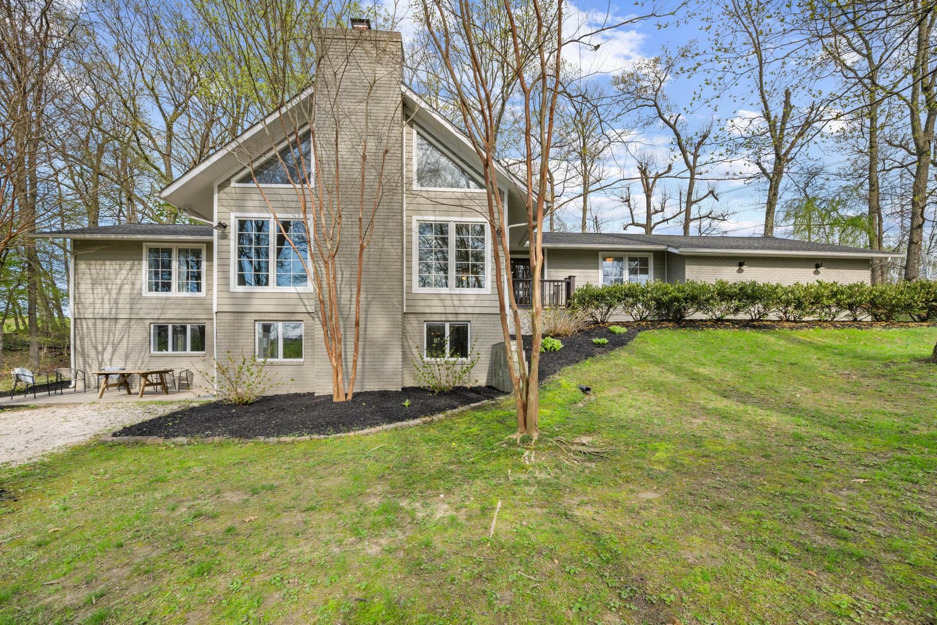 14111 Longnecker Road photo 1