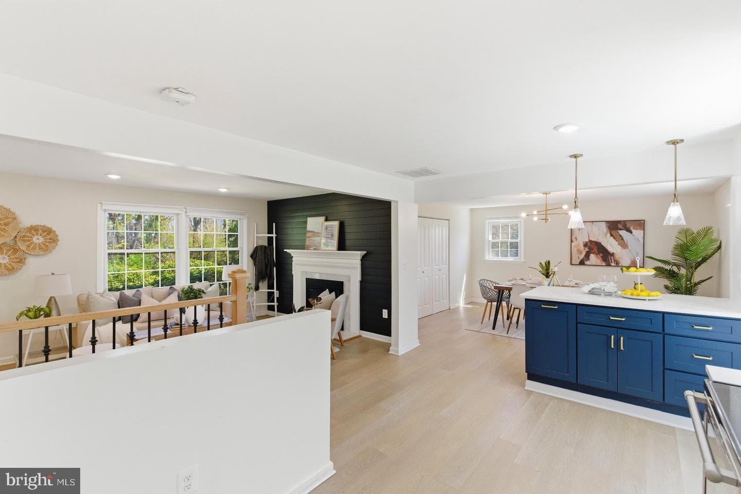 419 Sherwood Road photo 9
