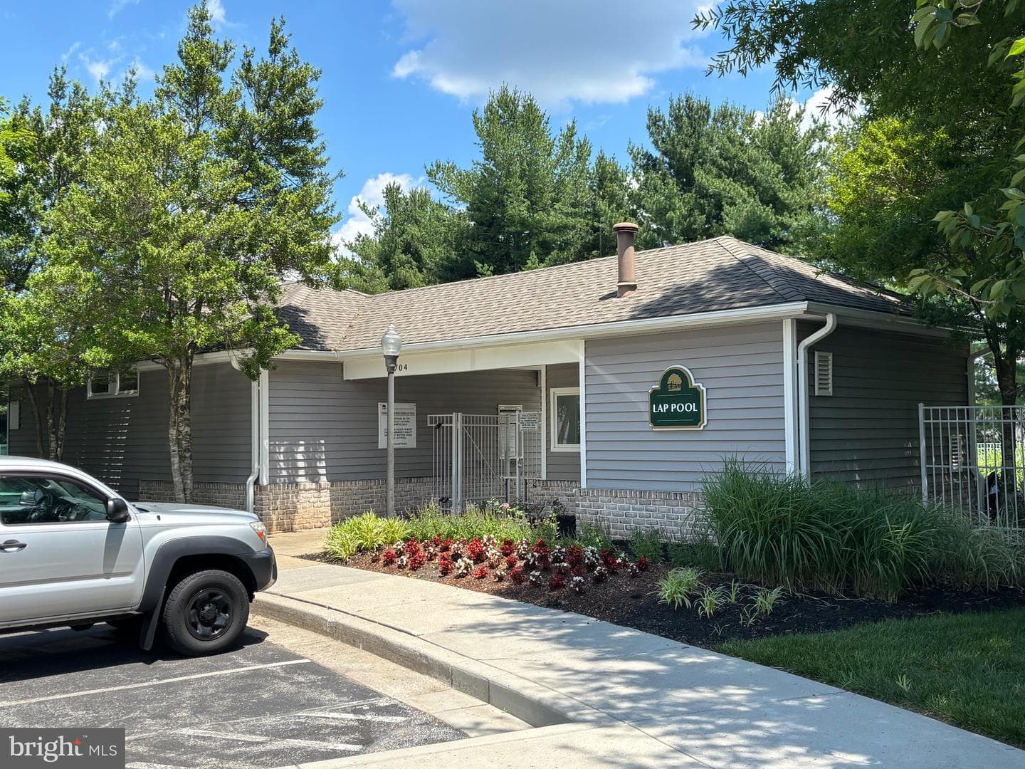 4409 Silverbrook Lane #304 photo 25