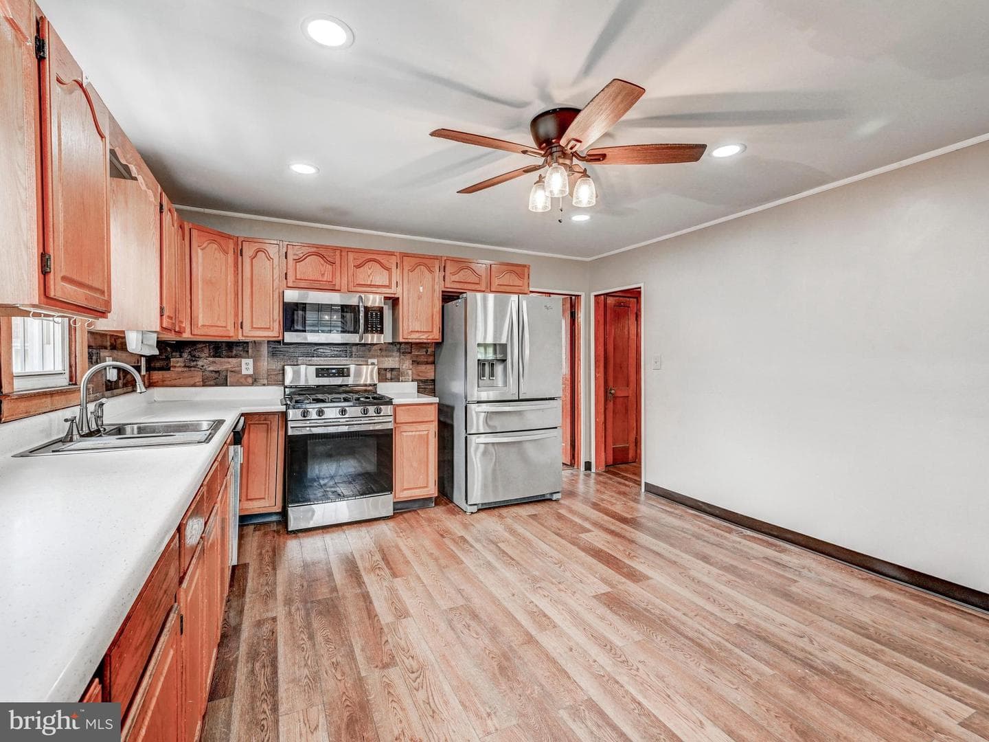 3206 Lynch Road photo 18