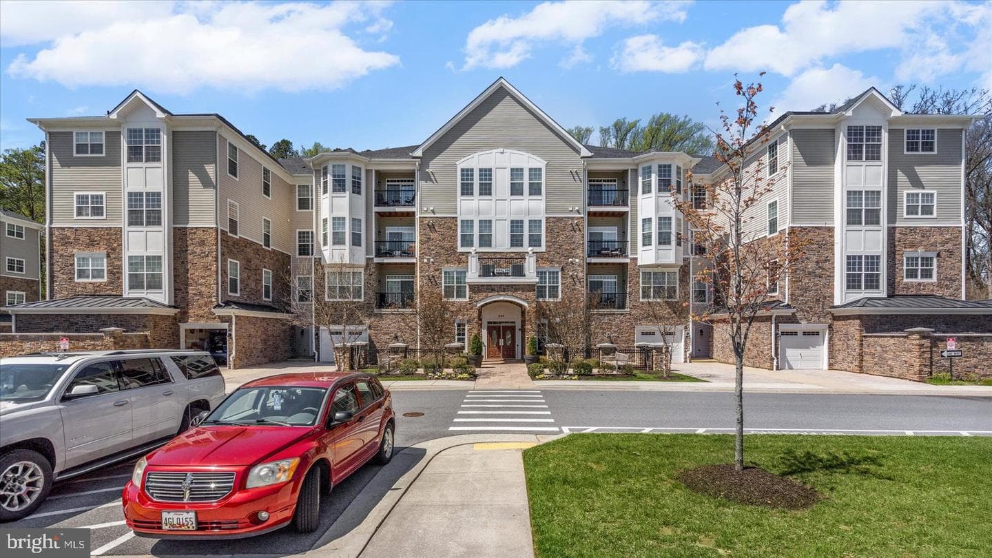 620 Quarry View Court #405 photo 12