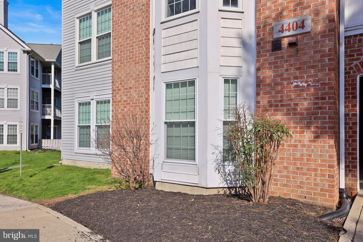 4404 Silverbrook Lane #e102 photo 31
