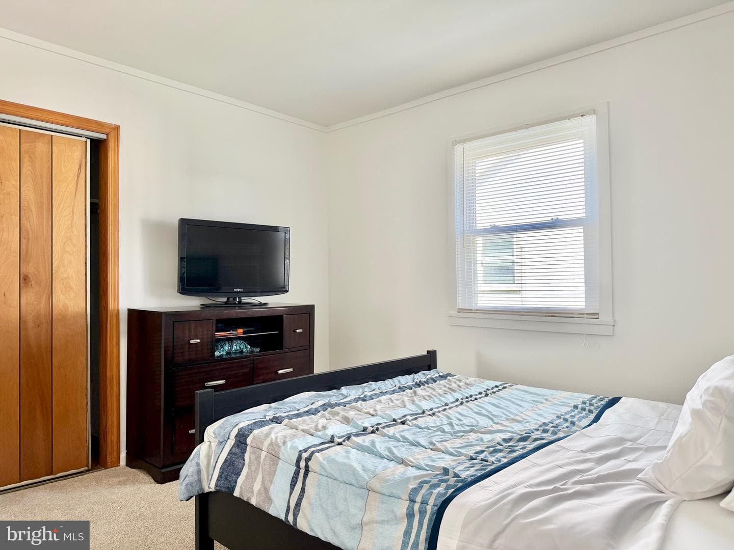 557 Compass Road photo 16