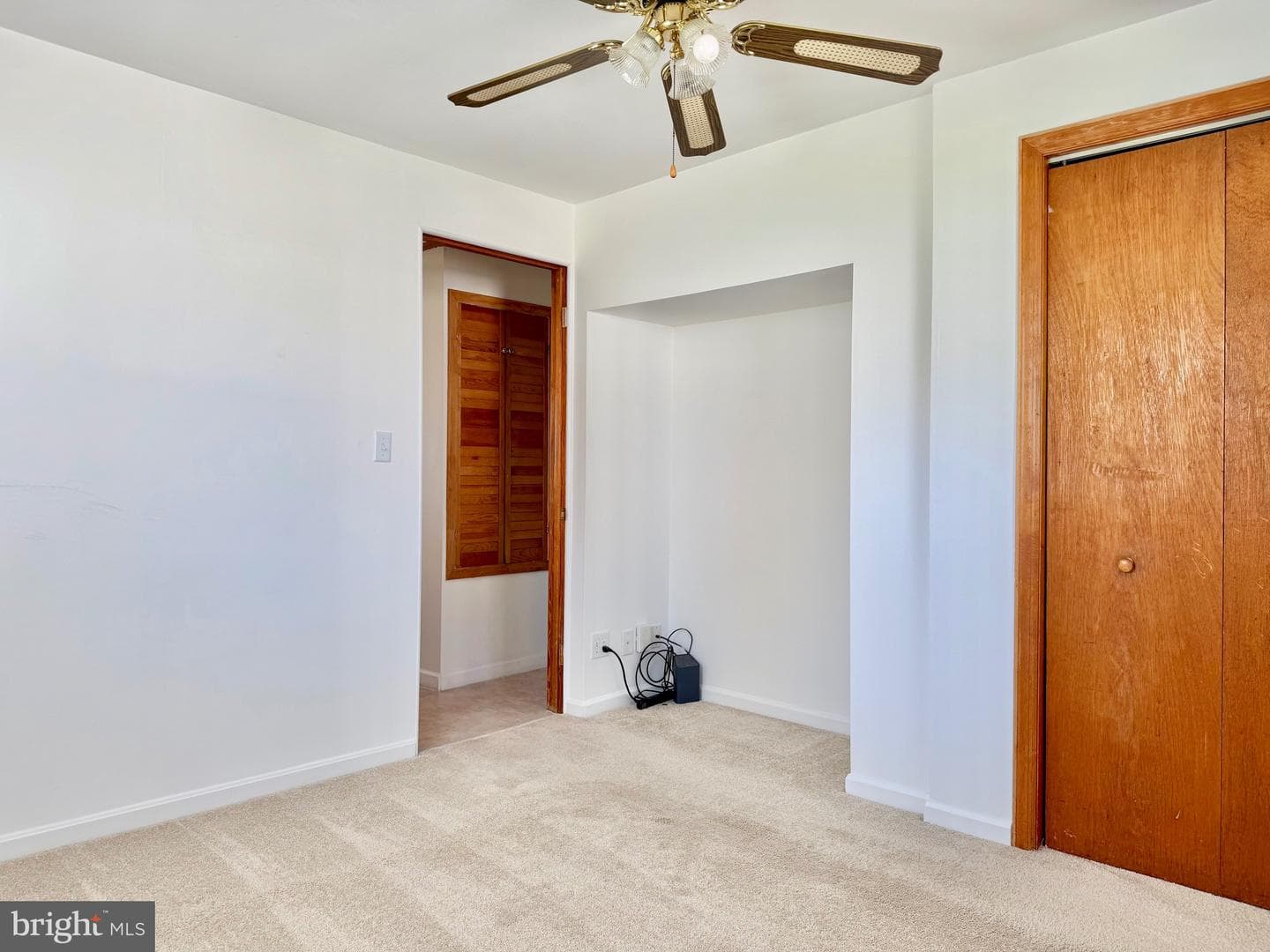 557 Compass Road photo 18