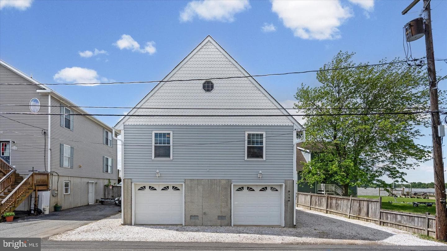 9120 Hinton Avenue photo 35
