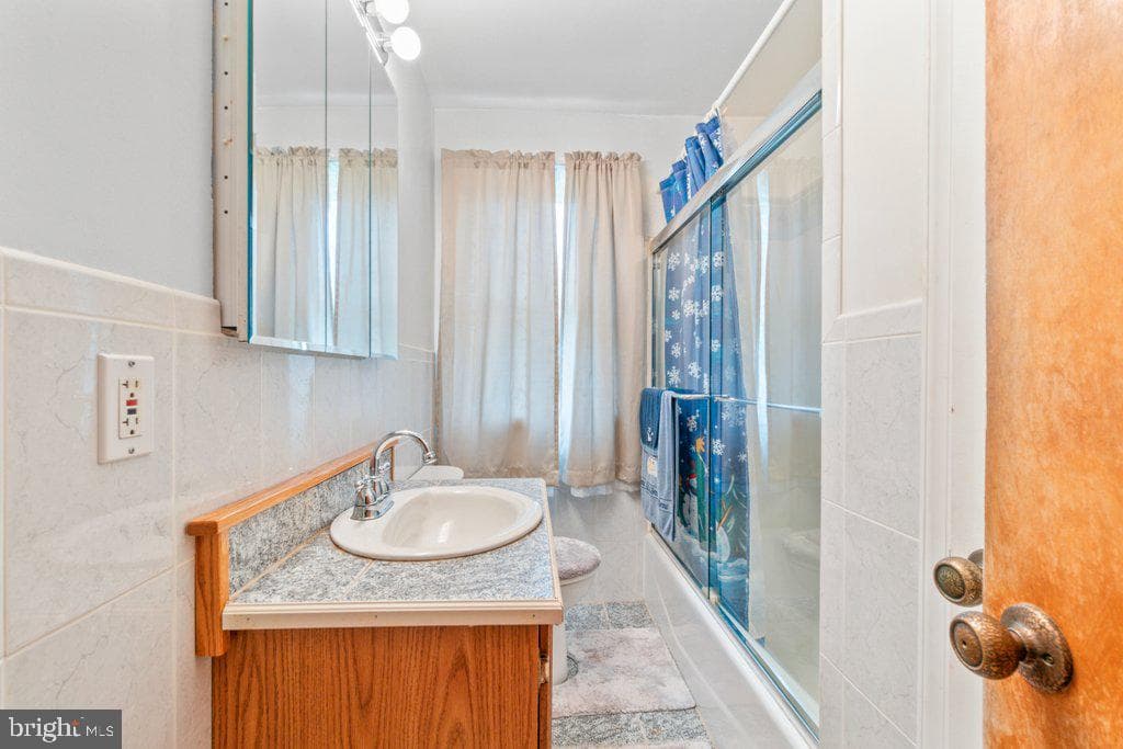 21119 Ridge Road photo 17