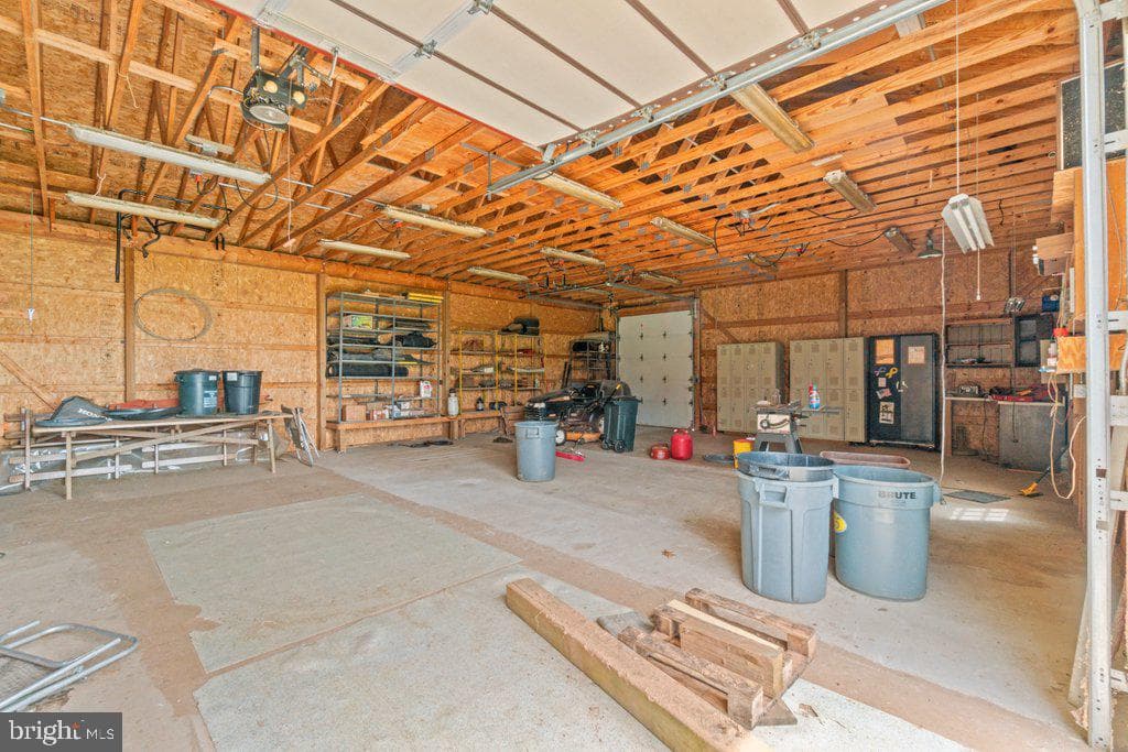21119 Ridge Road photo 24